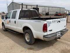 2002 Ford F250 XL  Crew Cab 4D