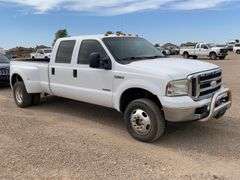 2005 Ford F350 Super Duty King Ranch / Lariat / XL / XLT Crew Cab 4D