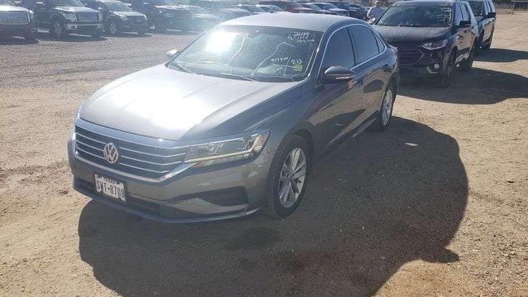 2020 Volkswagen Passat SE Sedan 4D