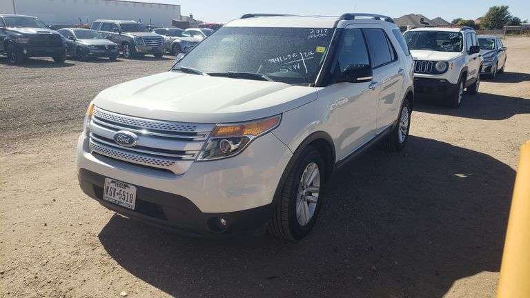 2012 Ford Explorer XLT SUV 4D