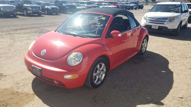 2004 Volkswagen New Beetle GLS Convertible 2D
