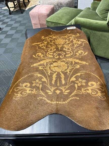 Mini Baroque Hide - Brown