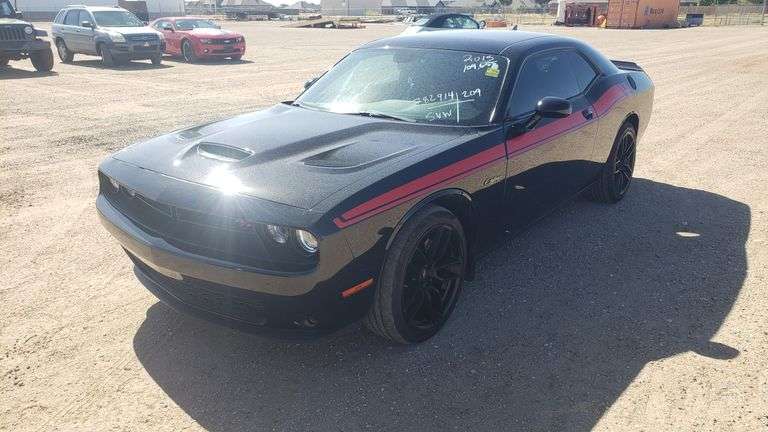 2015 Dodge Challenger R/T Plus Coupe 2D