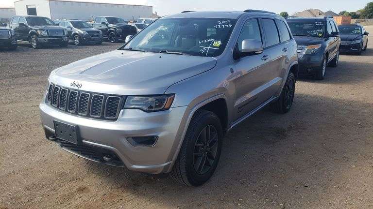 2017 Jeep Grand Cherokee Limited SUV 4D