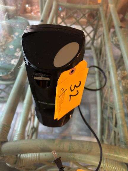 Black & Decker Extra Tall Can Opener & Knife Sharpener Black Brand New EC475B