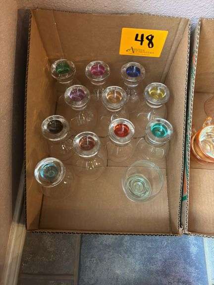 12 Glasses with colored bottoms