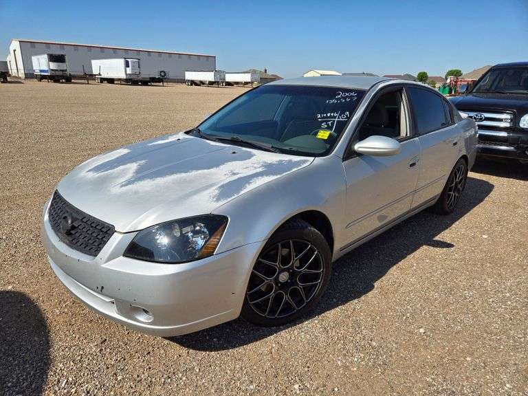 2006 Nissan Altima Base / S Sedan 4D
