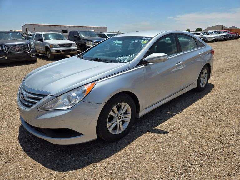 2014 Hyundai Sonata GLS Sedan 4D - Assiter Auctioneers