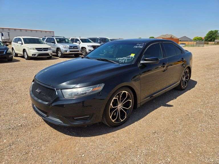 2013 Ford Taurus SHO Sedan 4D