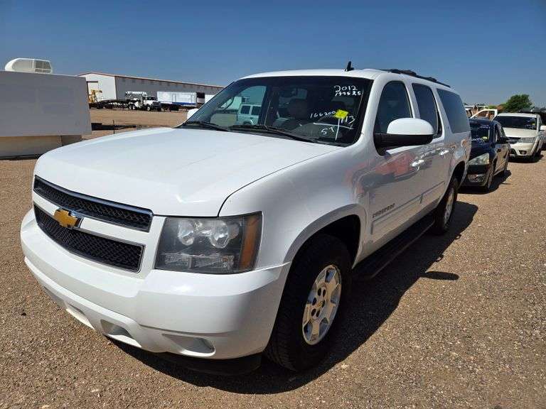 2012 Chevrolet Suburban 1500 LT SUV 4D