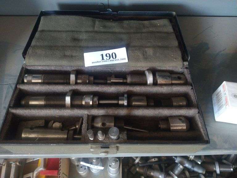 Reload Box Di US Army Box w/Reloading Die's - Assiter Auctioneers