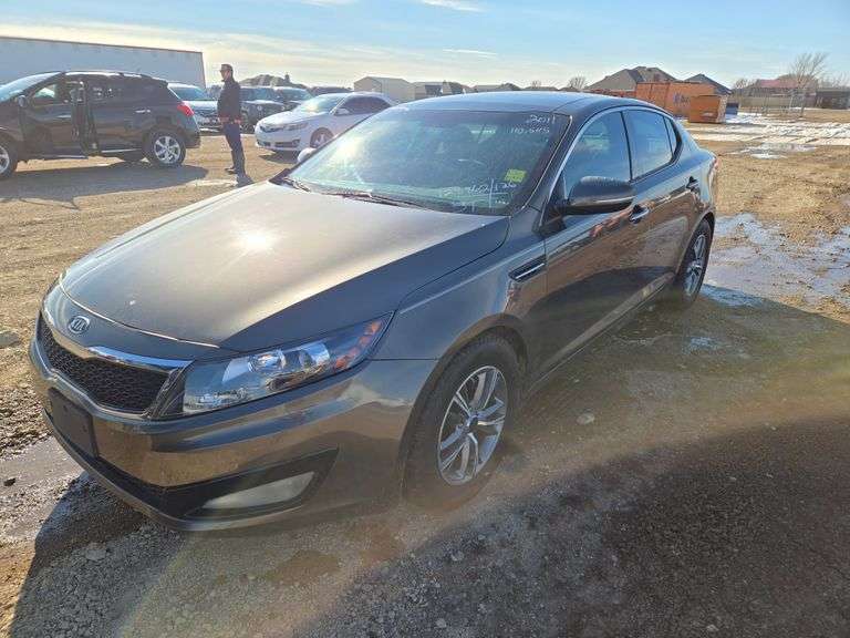 2011  Kia  Optima EX  Sedan 4D