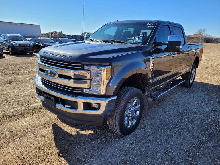 2018  Ford  F250 Super Duty   Crew Cab / LWB / SWB 4D