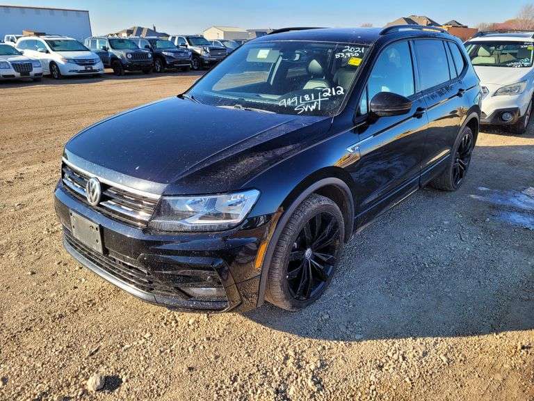 2021  Volkswagen  Tiguan   SUV 4D