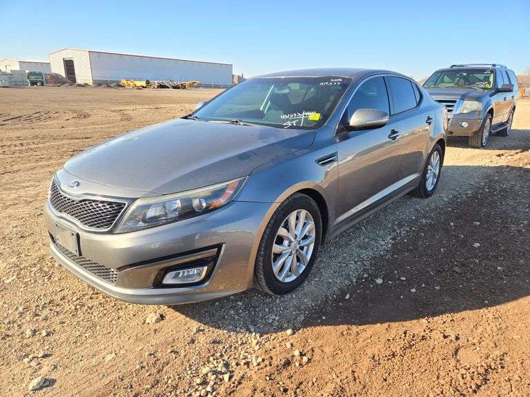 2015  Kia  Optima LX  Sedan 4D