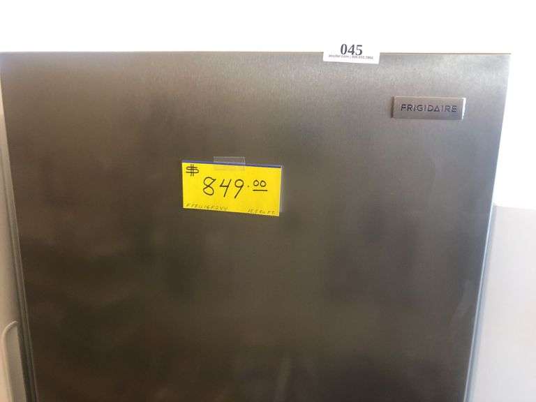 Frigidaire model FFFU16F2VY Upright Freezer 15.5 Cubic FT 273/4" x 291/4" x 671/2"