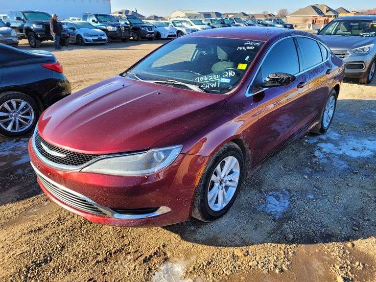 2015  Chrysler  200 Limited  Sedan 4D