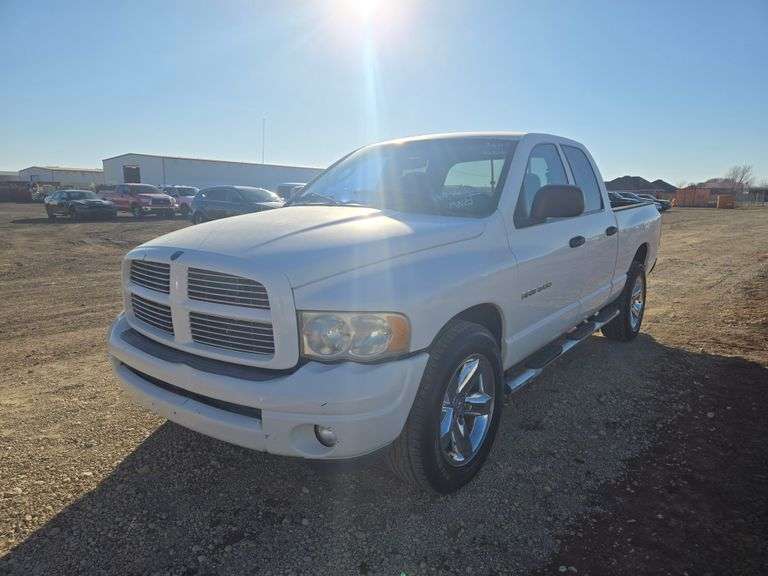 2003  Dodge  Ram 1500 ST  Quad Cab 4D