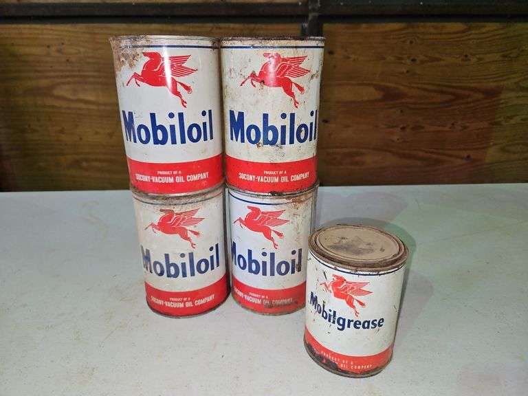 (5) Vintage Mobileoil Product Cans