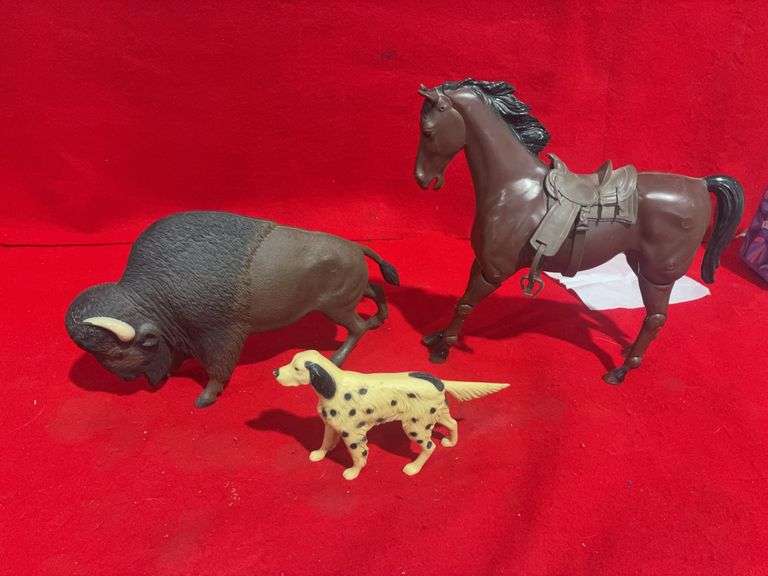 Buffalo, Horse & Dog Toys