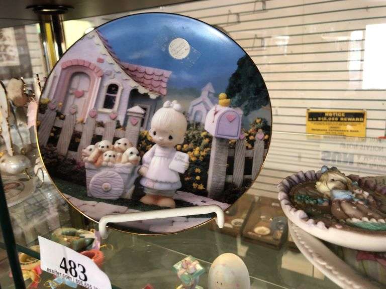 Precious Moments 71/2" Collector Plate