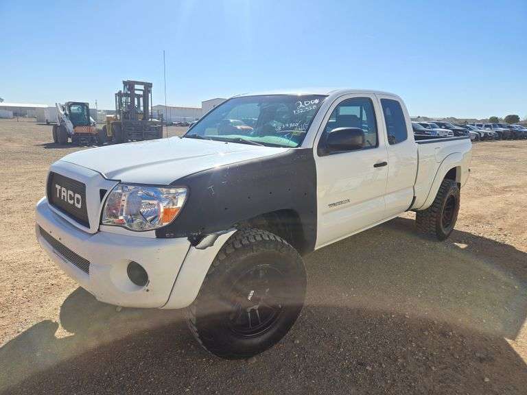 2008  Toyota  Tacoma SR5  Access Cab 4D