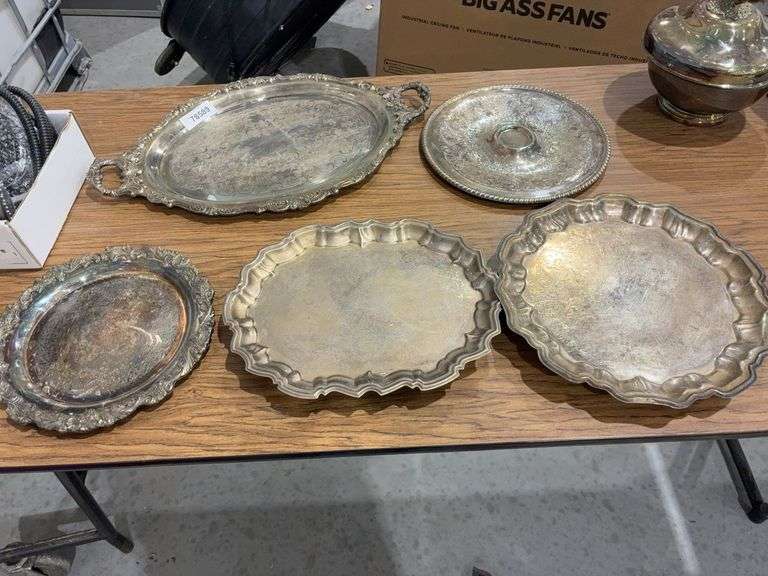 Serving Platers