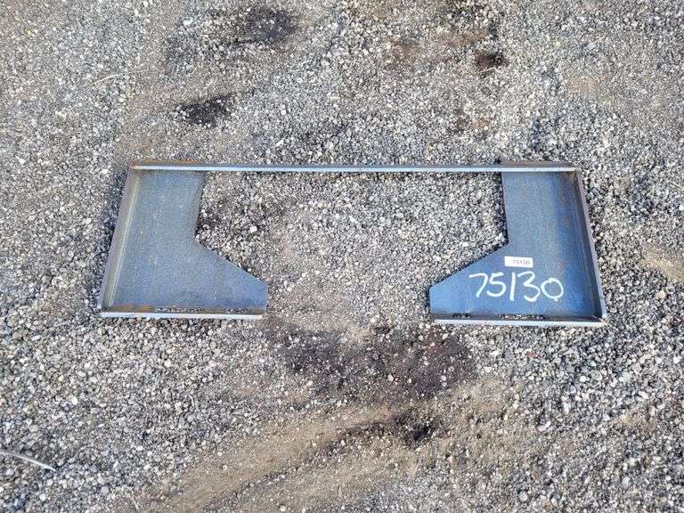 Wolverine  Quick Tach Cut Out Plate