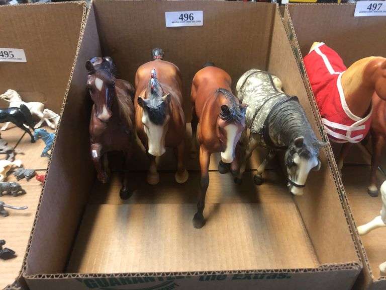 (4) Vintage Plastic Horses approx. 10" x 6" incl. Bryer's