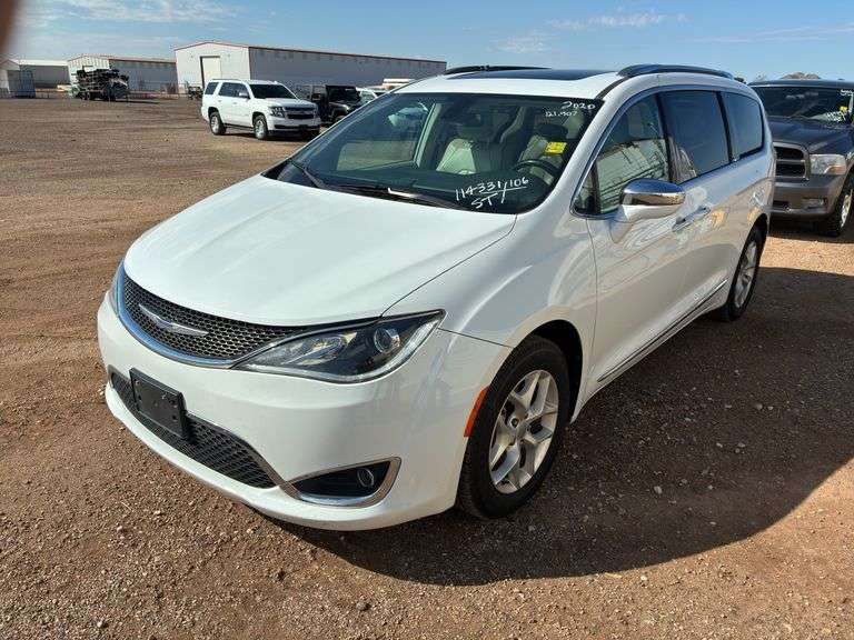 2020  Chrysler  Pacifica Limited  Wagon 4D