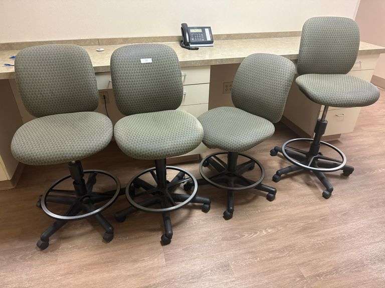 4 Rolling Chairs