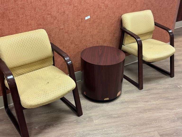 2 Arm Chairs w/Side Table