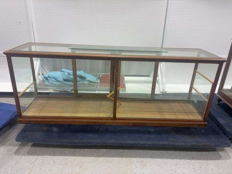Glass Display