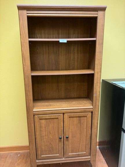 Wood Shelf w/Cabinet