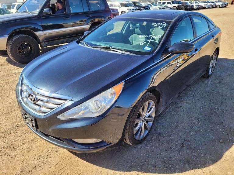 2012  Hyundai  Sonata Limited  Sedan 4D