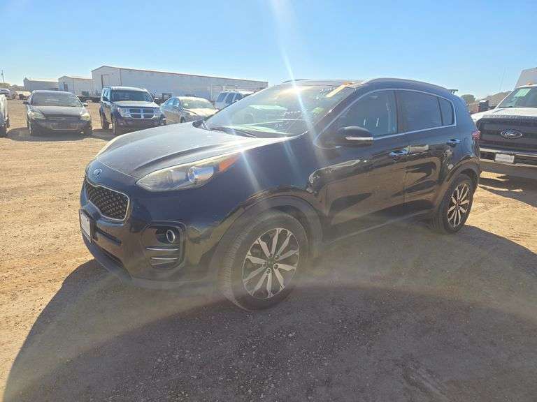 2017  Kia  Sportage EX  SUV 4D