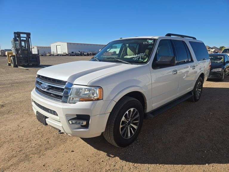 2017  Ford  Expedition XLT EL  SUV 4D