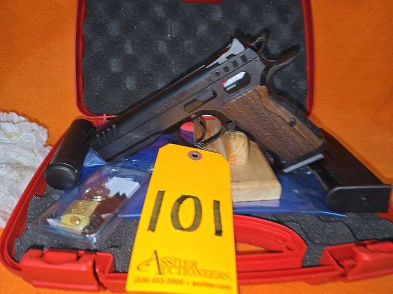 Tanfoglio Defiant Stock I .38 Caliber Pistol