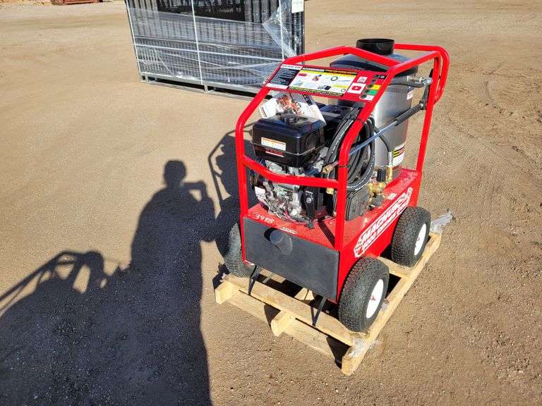 Magnum 4000 Gold Series Hot Water Portable Pressure Washer Pressure Washer