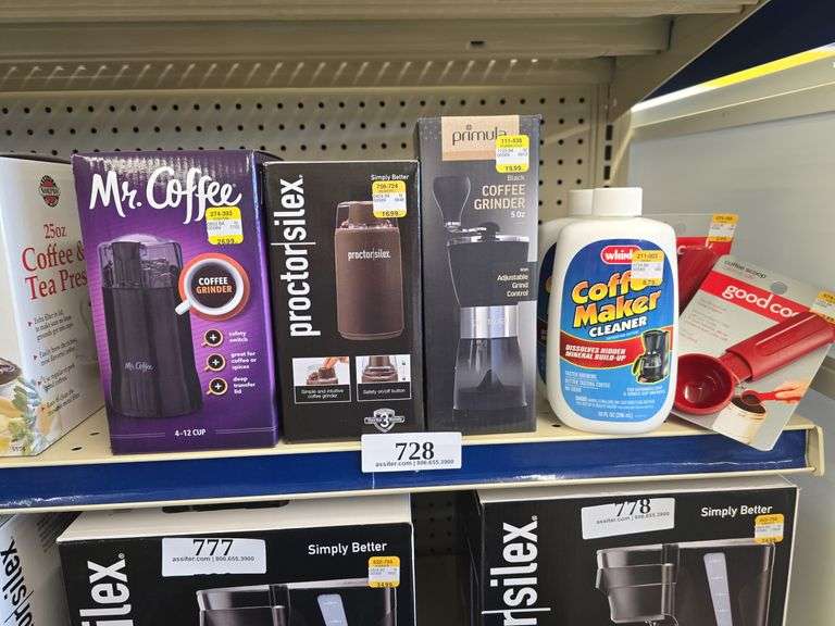 Mr. Coffee, Proctor/Silex, Primula Coffee Grinders, (2) Bottles Coffee maker Cleaners, & (2) Scoops
