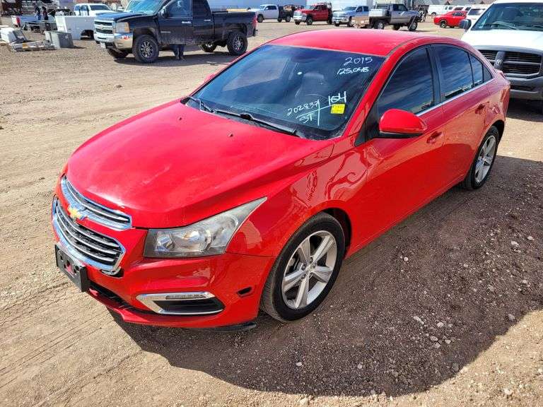 2015  Chevrolet  Cruze LT  Sedan 4D