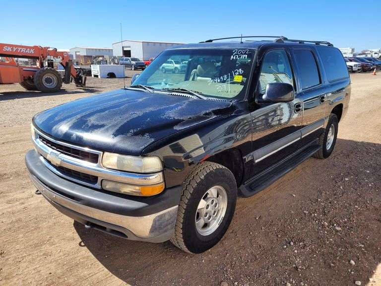 2002  Chevrolet  Suburban 1500 LS  SUV 4D
