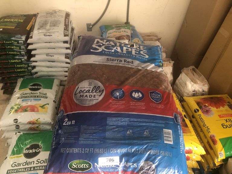 (10) 2 Cubic ft Scott's Sierra Red Color Enhanced Mulch