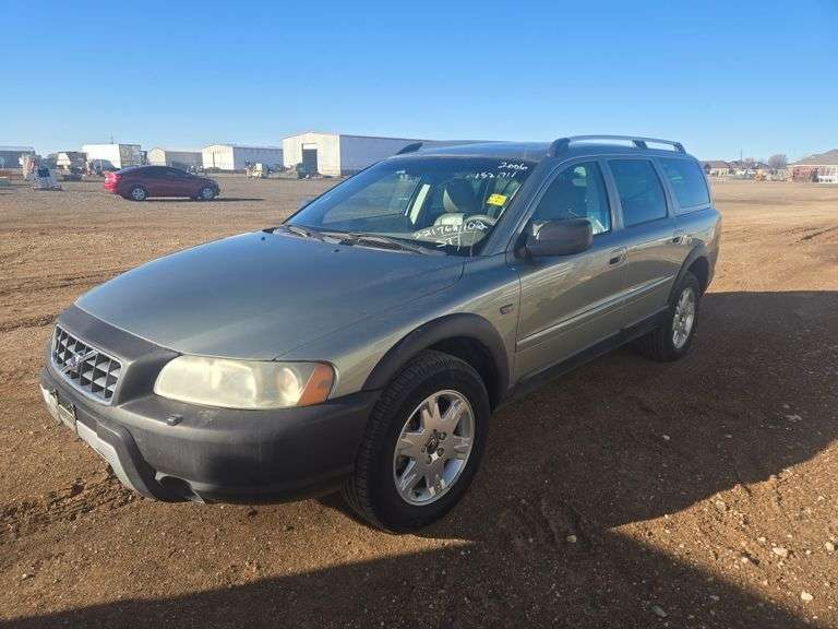 2006  Volvo  XC70 Ocean Race  Wagon 4D