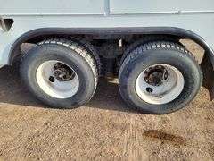 2011  International Harvester  SX525  Truck  Digger Derrick Truck