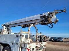 2011  International Harvester  SX525  Truck  Digger Derrick Truck