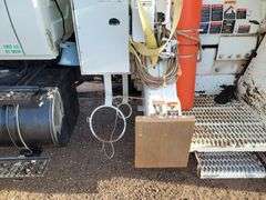 2011  International Harvester  SX525  Truck  Digger Derrick Truck