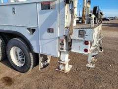 2011  International Harvester  SX525  Truck  Digger Derrick Truck