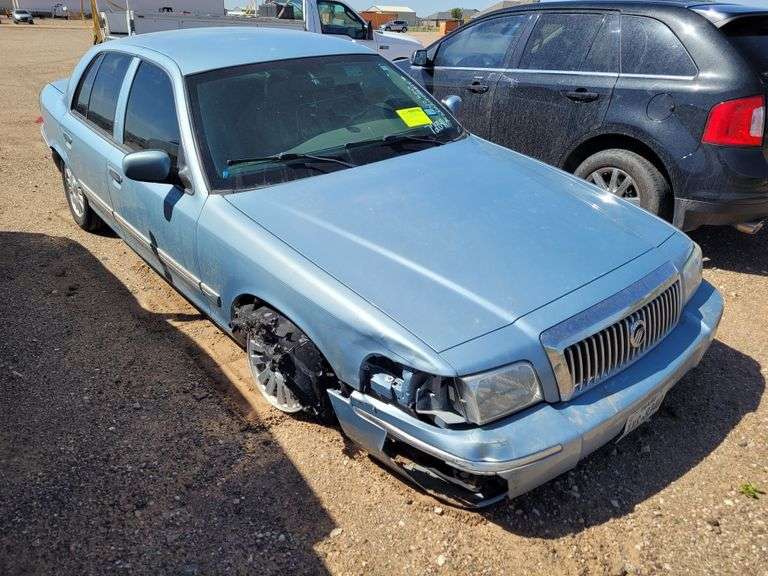 2006  Mercury  Grand Marquis LS  Sedan 4D
