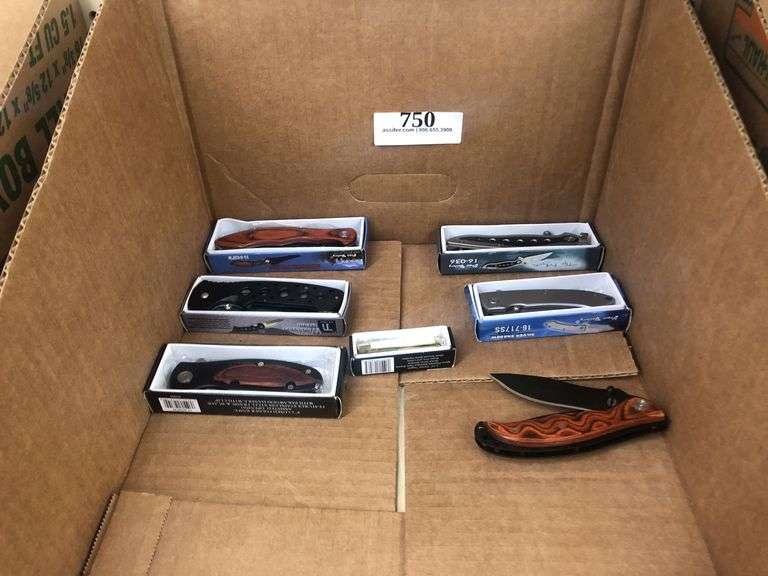 (7) Frost Cutlery Pocket Knives